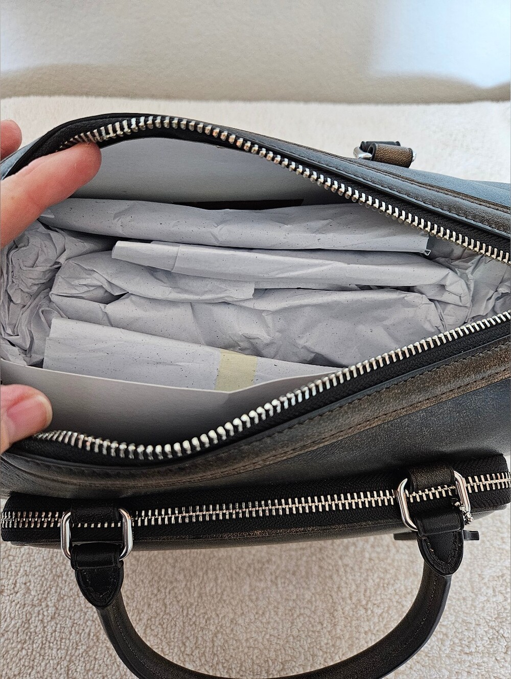 Rowan Satchel With Pockets In Loved Leather - Picture 8 of 10